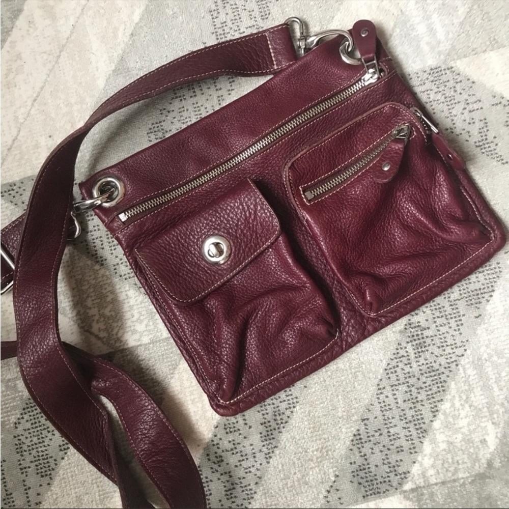 Roots villager crossbody bag